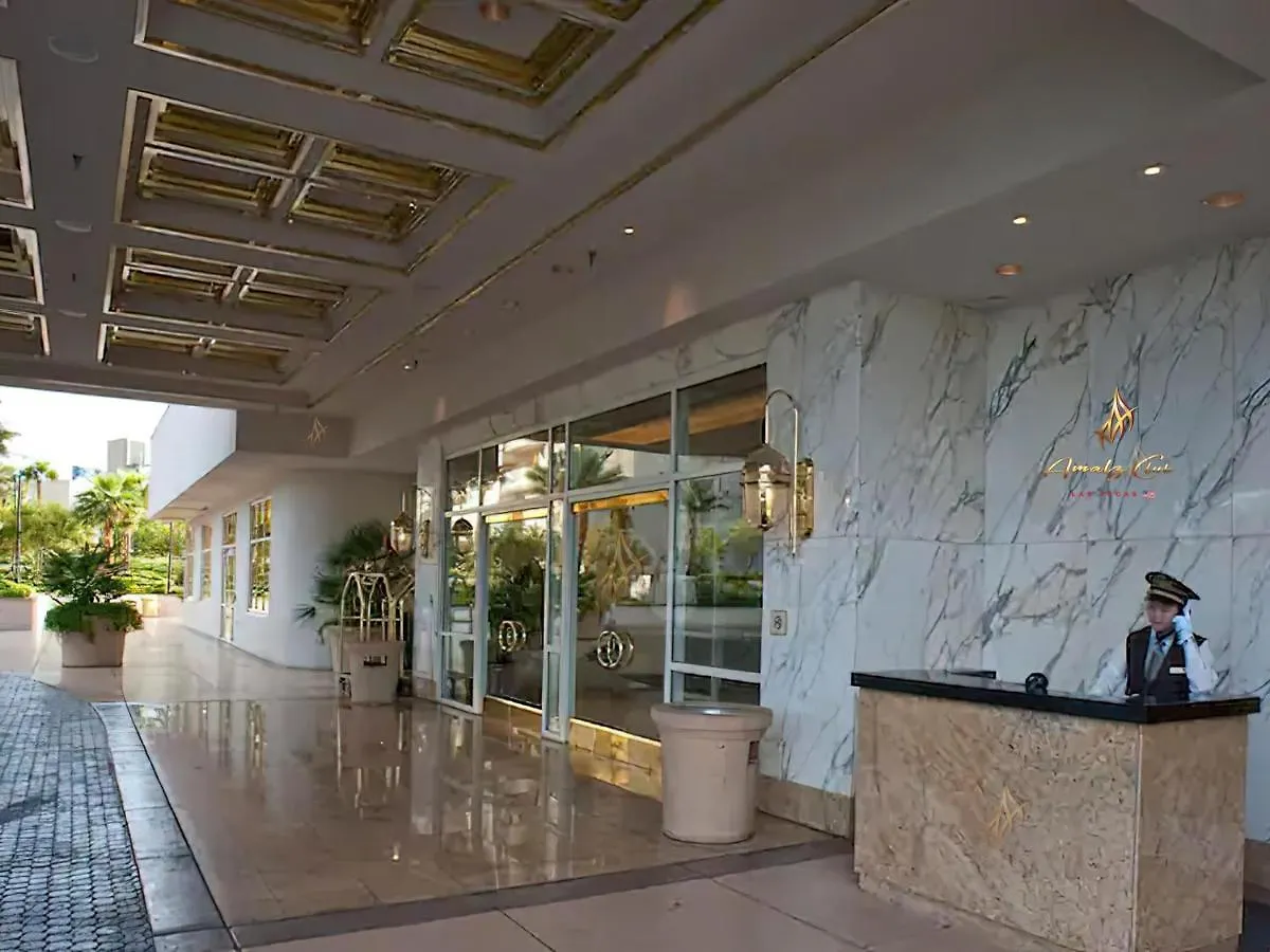 Aparthotel Amalz Two Bedroom Three Bathroom Balcony Suites At Mgm Signature ! Las Vegas