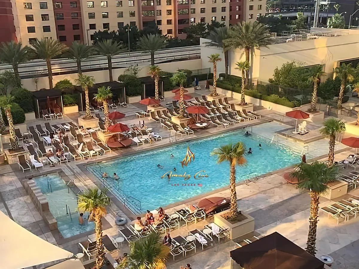 Aparthotel Amalz Two Bedroom Three Bathroom Balcony Suites At Mgm Signature ! Las Vegas United States