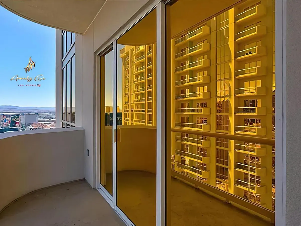 Amalz Two Bedroom Three Bathroom Balcony Suites At Mgm Signature ! Las Vegas