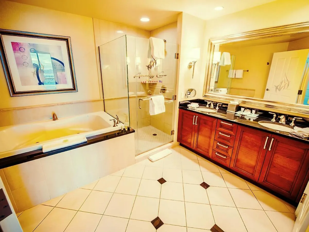 Amalz Two Bedroom Three Bathroom Balcony Suites At Mgm Signature ! Las Vegas United States